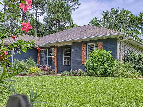 3rd image of 1806 Fuller Dr