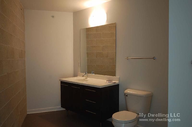 1st image of 2440 S Kinnickinnic Ave APT 104