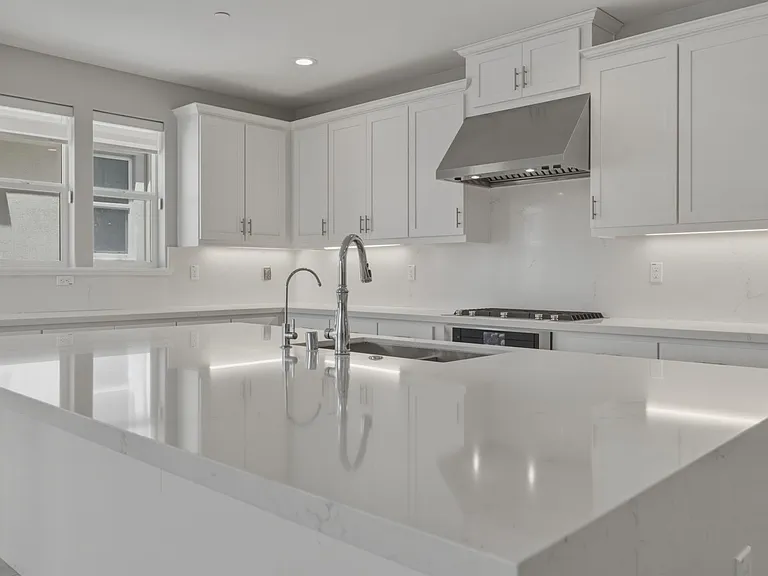 1230 Mateo Miller Cir — Photo 21