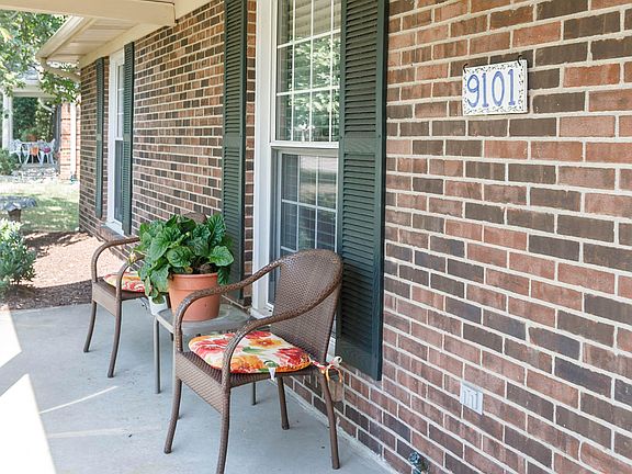 5th image of 9101 Lakeridge Dr