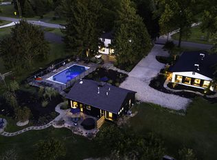 12799 Lubke Rd, New Buffalo, MI 49117