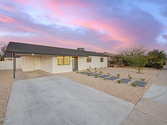 3rd image of 3005 S EDWARD Drive