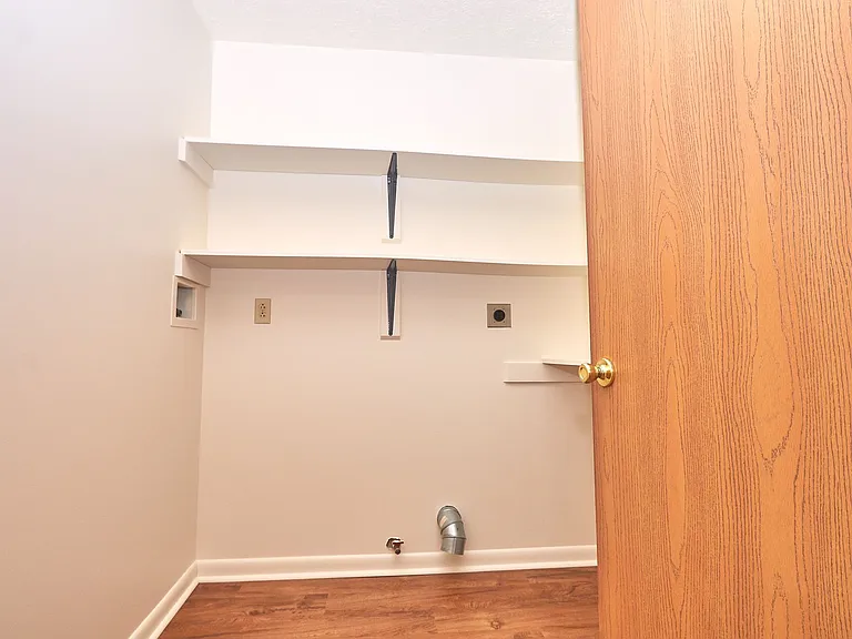 100 Sterling Hills Dr — Photo 60