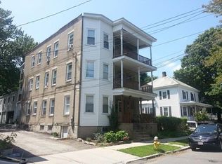 62 Hathorne St, Salem, MA 01970