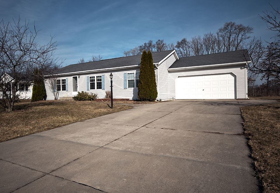 1st image of 29707 Newcastle Dr