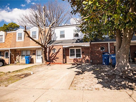 2nd image of 5826 Pickering St