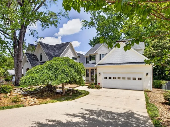 2A Simmons Ct, Greenville, SC 29609