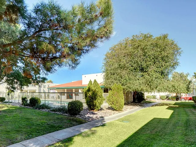 Villas East Apartments For Rent