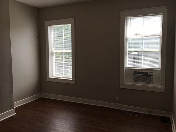 4th image of 310 W Bolton St APT H1