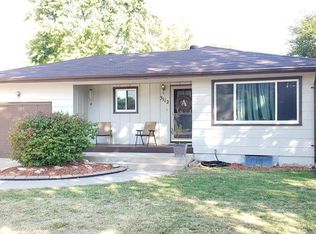 3112 W 18th St, Grand Island, NE 68803