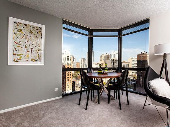 2nd image of 1121 N Dearborn St #1022