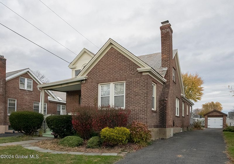 2nd image of 203 Whitehall Road