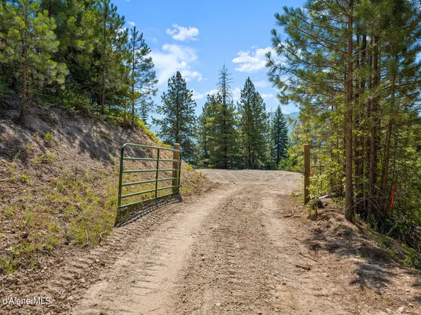 868 S Fork Rdg, Smelterville, ID 83868