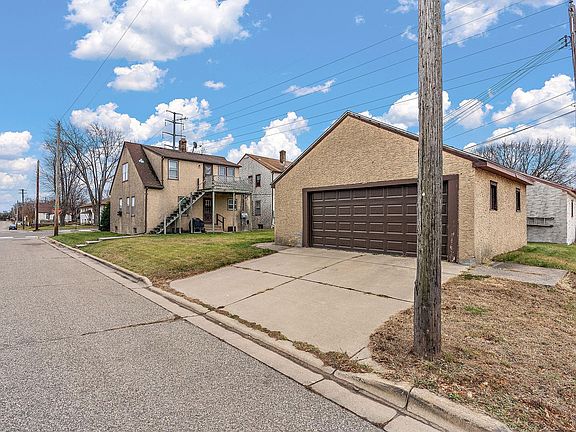 5th image of 804 5th Ave S