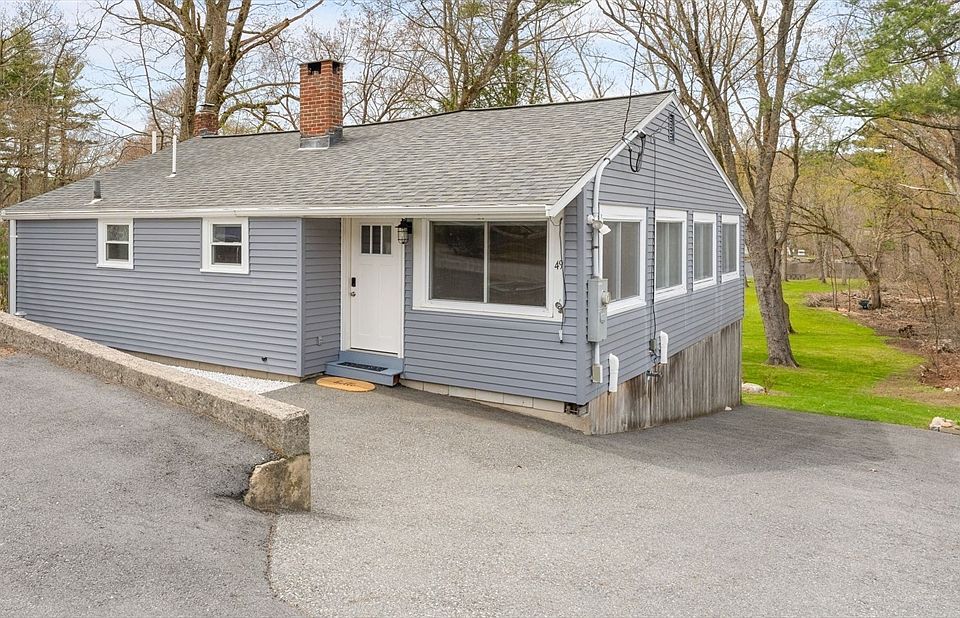1st image of 49 Ossamequin Rd