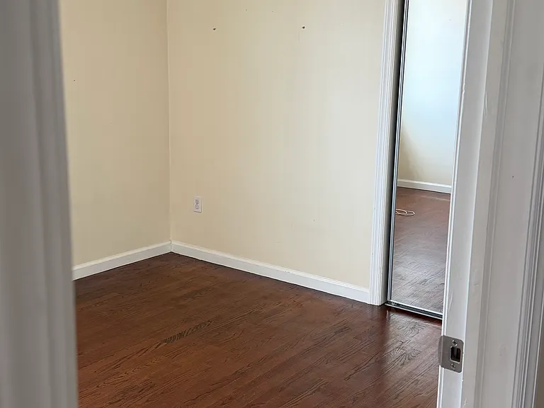 376 New York Ave #2 — Photo 10