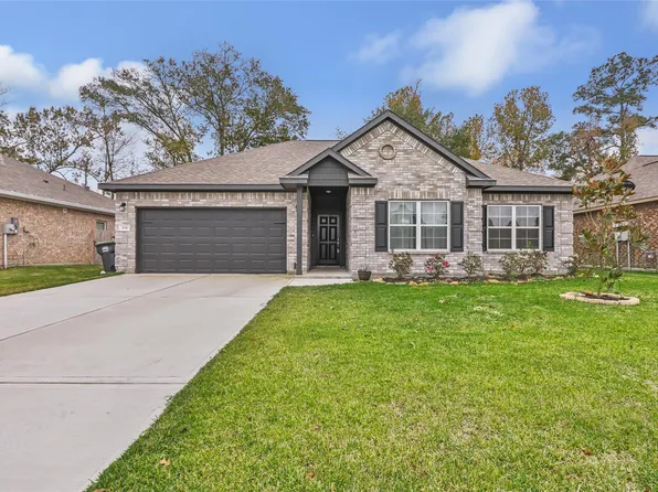 436 Pebble Dr, Dayton, TX 77535