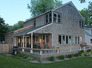 2509 Lake Shore Dr, Okoboji, IA 51355