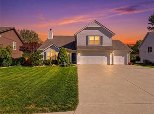 337 NE Dreamweaver Ave, Lees Summit, MO 64086