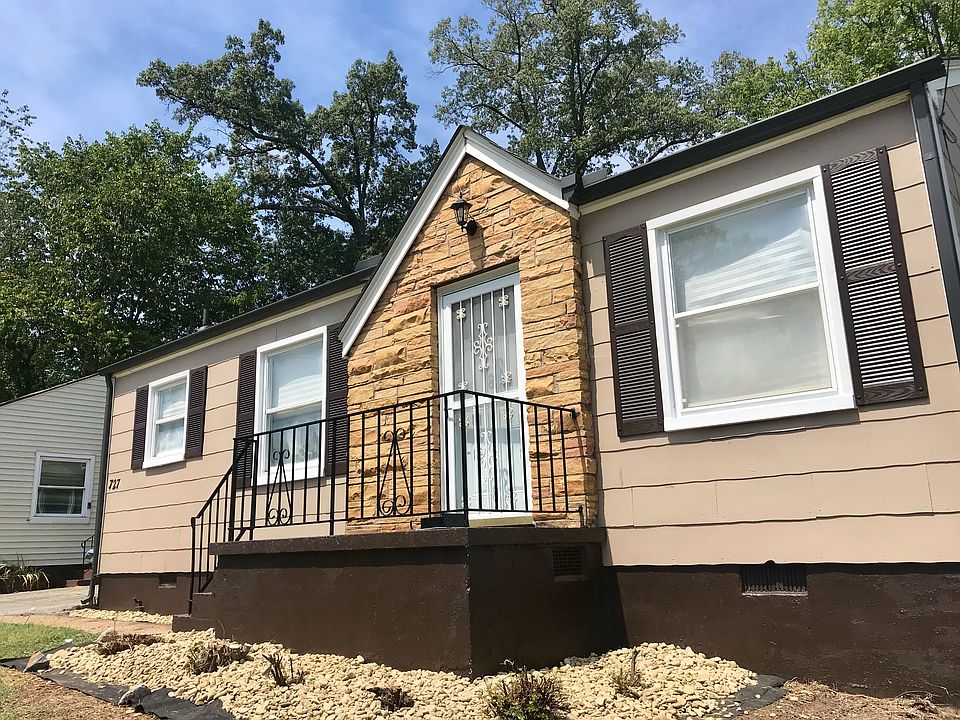 1st image of 727 E Woodland Ave