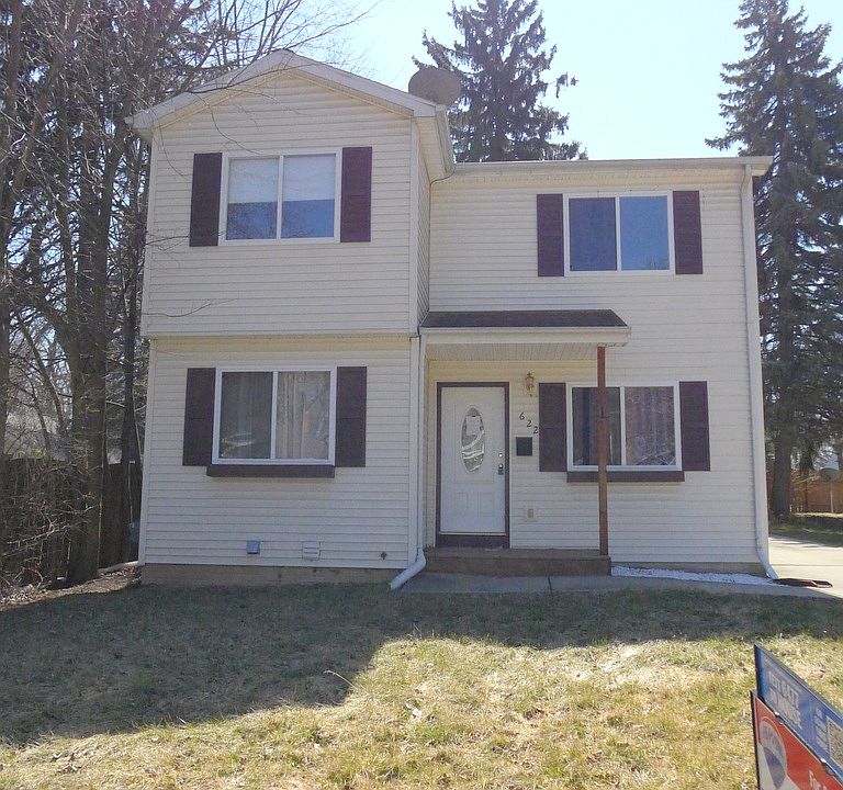 1st image of 622 E Willard Ave