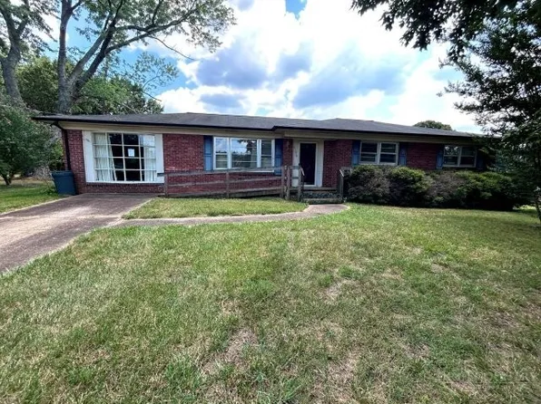 3196 Westview Street, Valdese, NC 28690