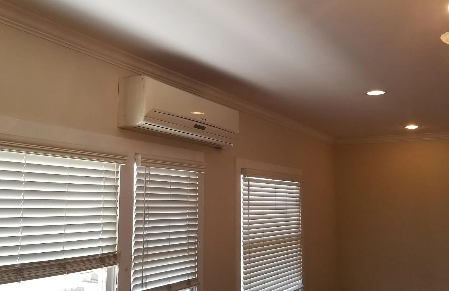 3 bed, 1450 sqft, $3,599 — Photo 3