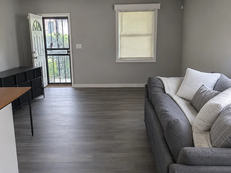 537 Radnor Ave — Photo 6