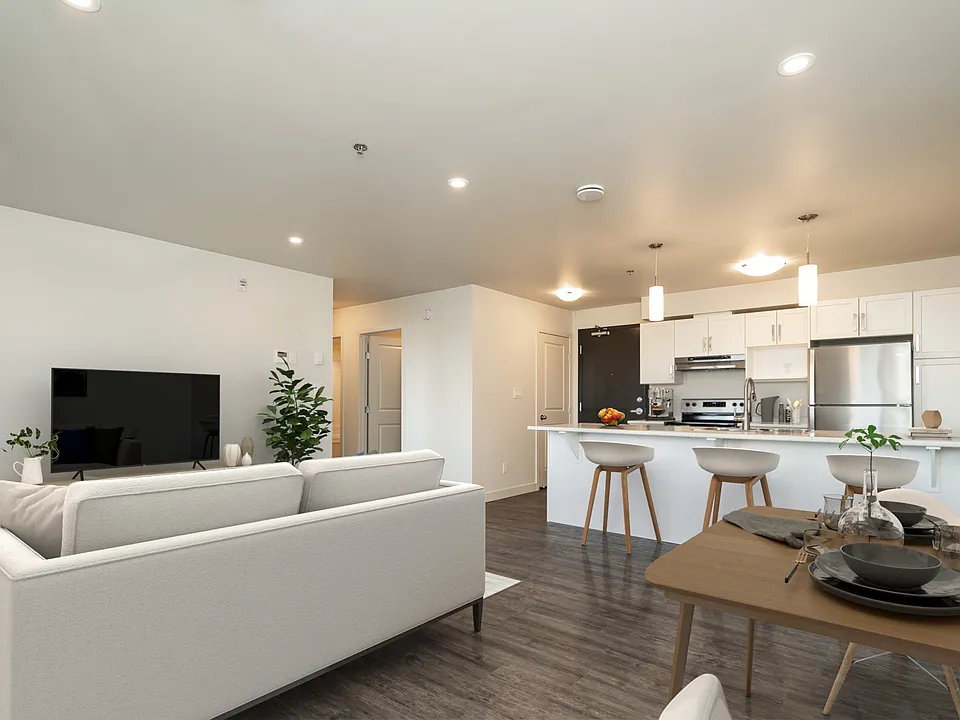 800 Ravelston Ave W