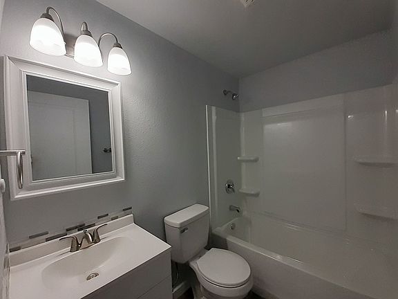 2nd image of 3407-3411 92nd St S #6