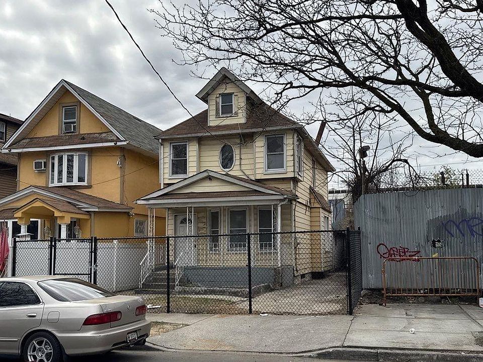 1st image of 181-10 93rd Avenue