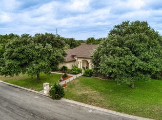 100 Timber Rock Dr, Del Rio, TX 78840