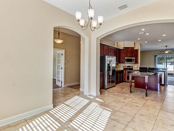 5th image of 32036 Juniper Parke Dr