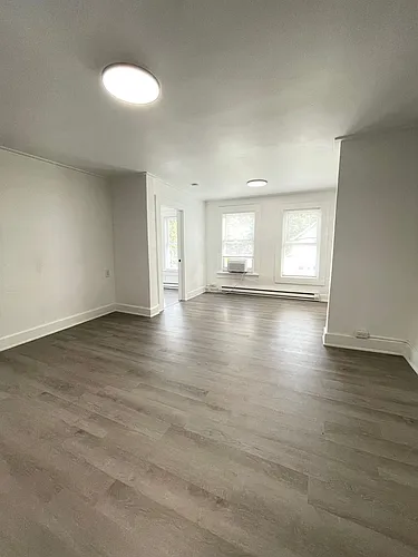 Floor plan 204