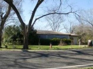 606 Taylor Rd, Elgin, TX 78621