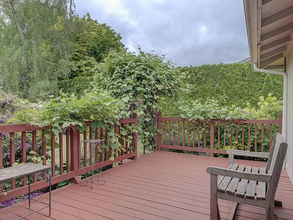 4th image of 1503 SE 141st Ave