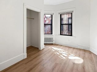 868 Huntington Ave #1, Boston, MA 02115