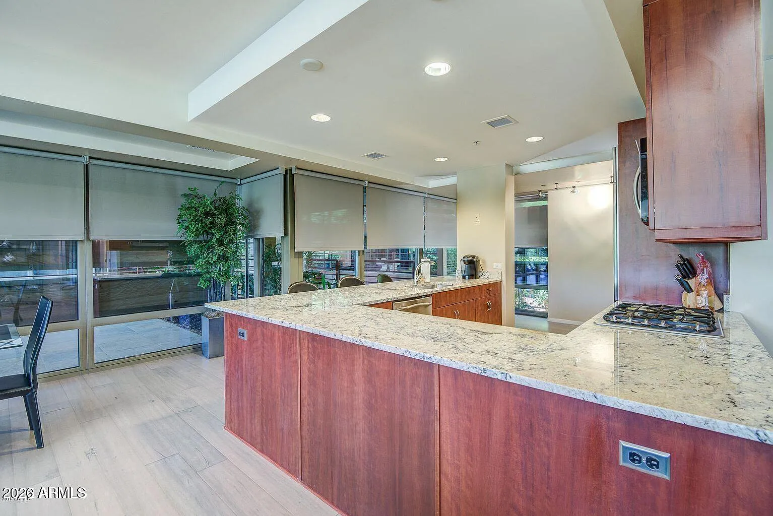 2 bed, 1773 sqft, $4,650 — Photo 4