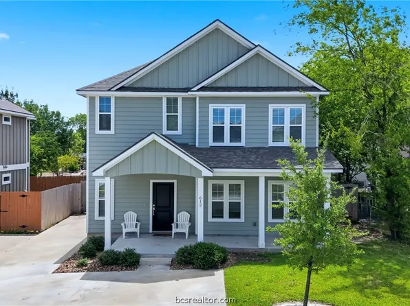 612 Peyton St, College Station, TX 77840