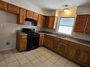 281 S 6th St FLOOR 1, Newark, NJ 07103