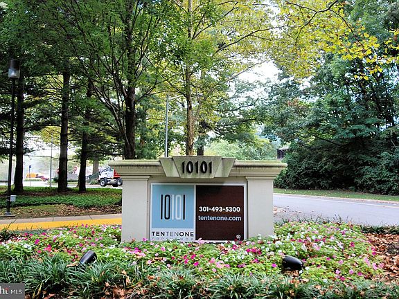 4th image of 10101 Grosvenor Pl APT 1708