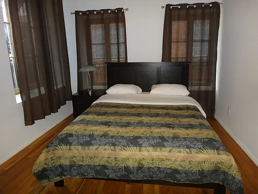 Rented by KVNY Soho | media 54