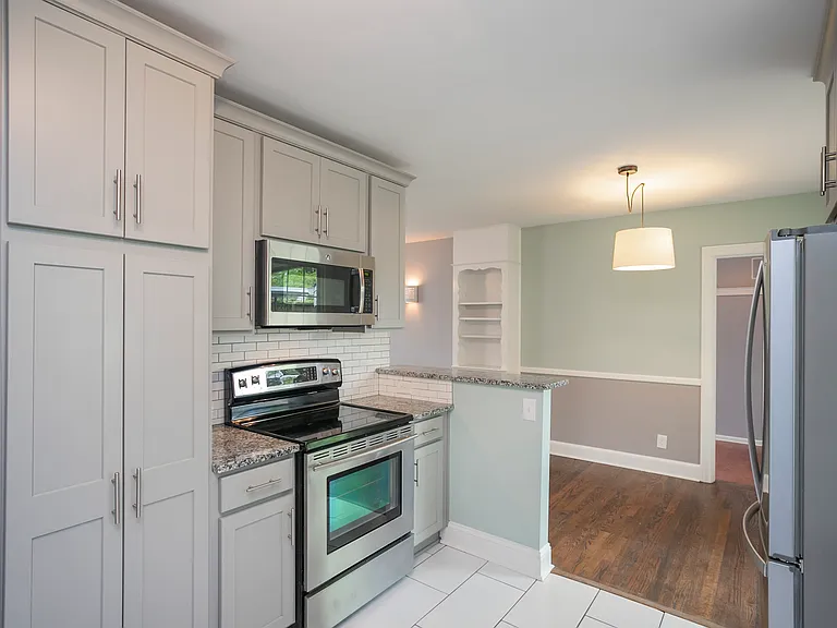 611 Shady Ln — Photo 15
