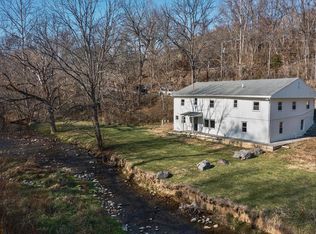 28 High Water Ln, Lexington, VA 24450
