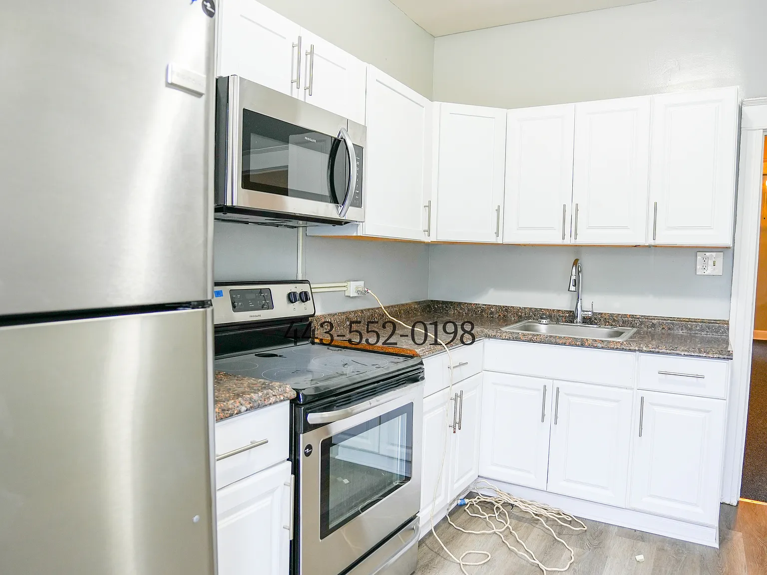 2 bed, 1100 sqft, $1,900 — Photo 2