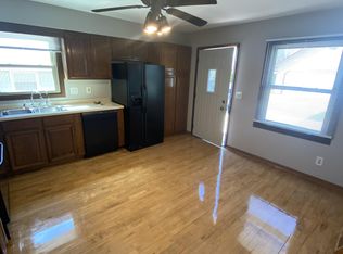 1708 Marliz Dr, Waukesha, WI 53189