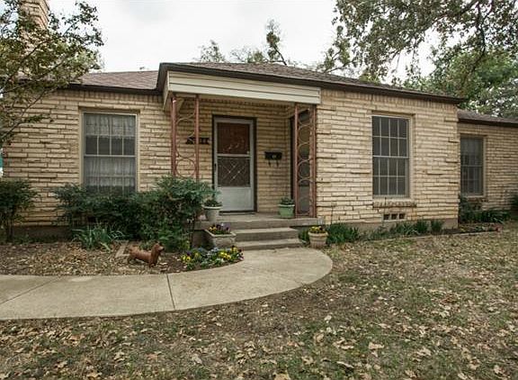 3rd image of 1604 Bluebonnet Dr