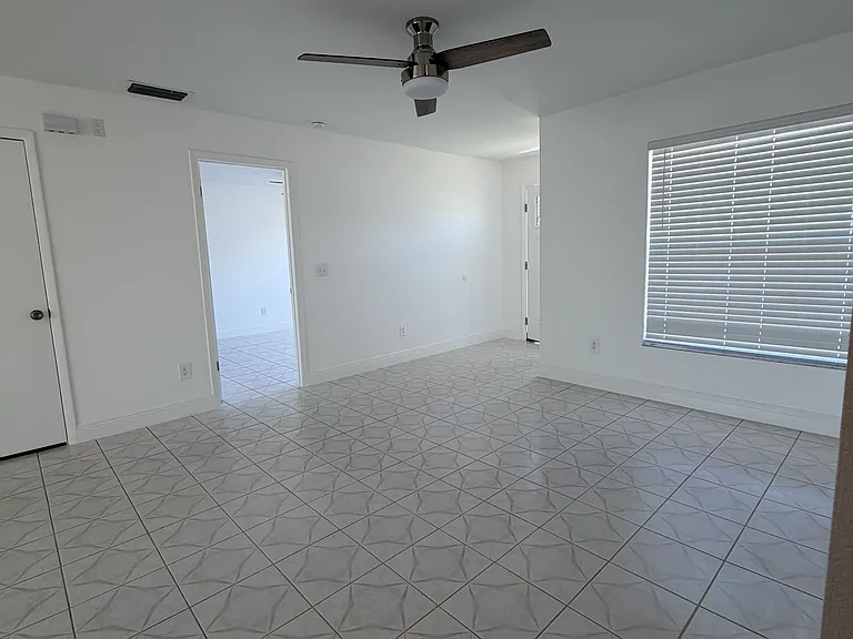 808 Balsamwood Ln — Photo 21