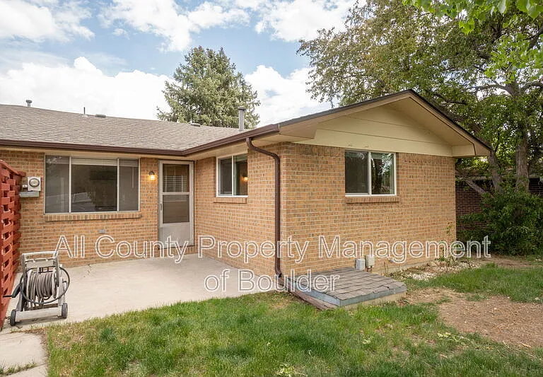 1515 Stuart St — Photo 14