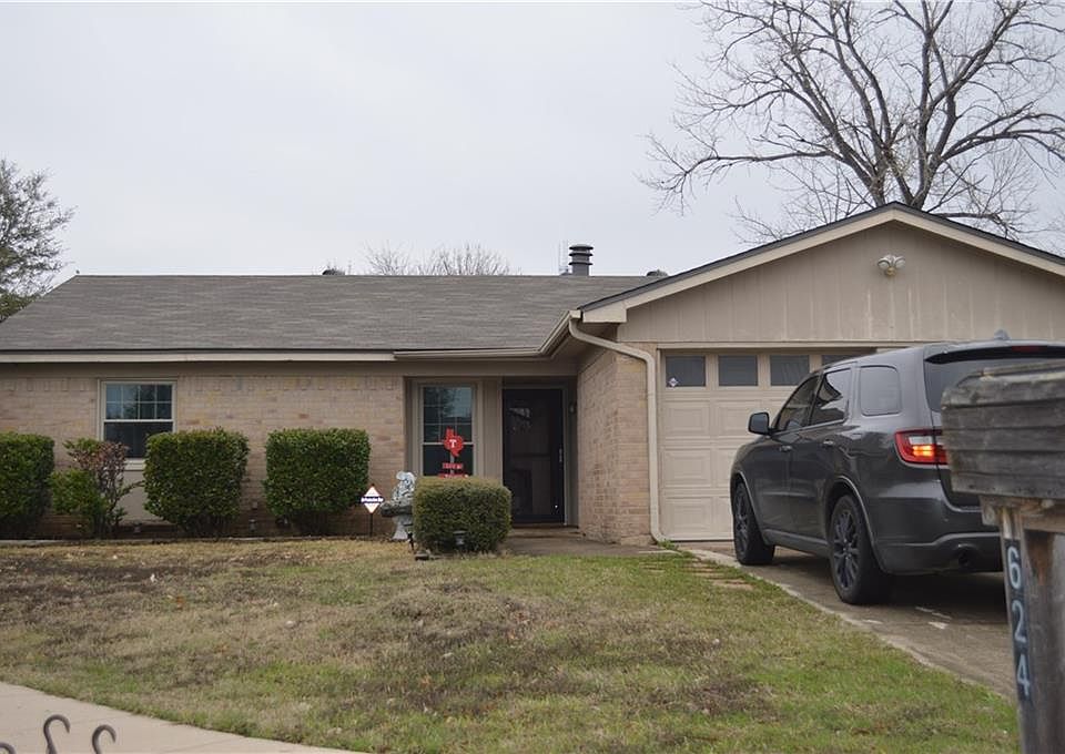 1st image of 624 Edwards Dr